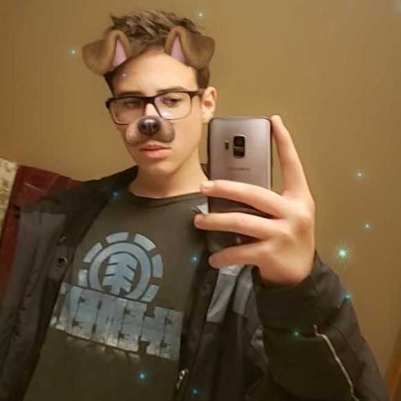 Meet your Posher, Tyler - Picture 1 of 1